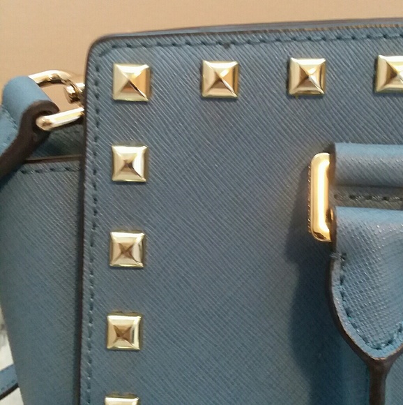 MICHAEL KORS STUDDED SELMA STUD BAG - Picture 4 of 8